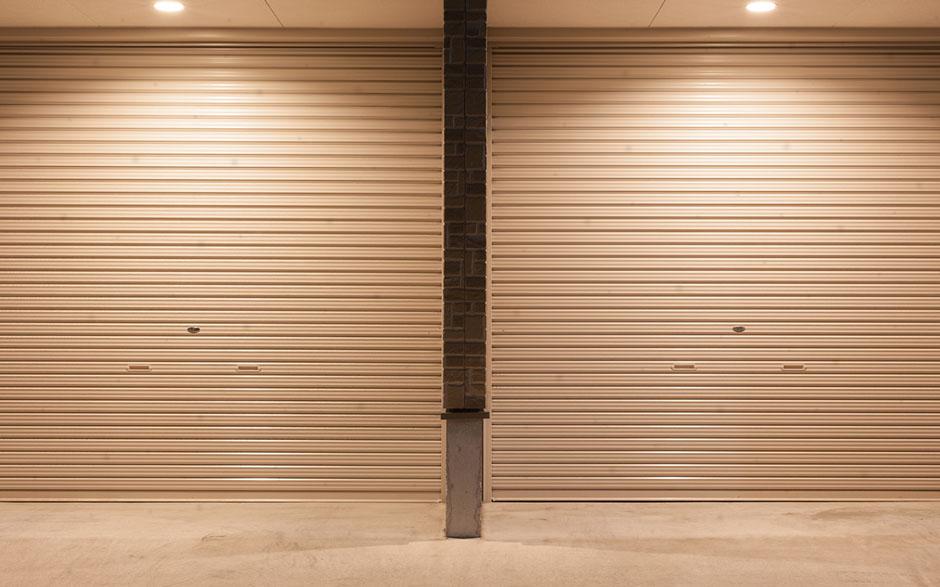 store roulant exterieur Courbevoie